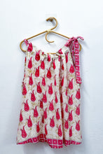 Load image into Gallery viewer, Pink Paisley Tie-Neck Halter Top - XXL