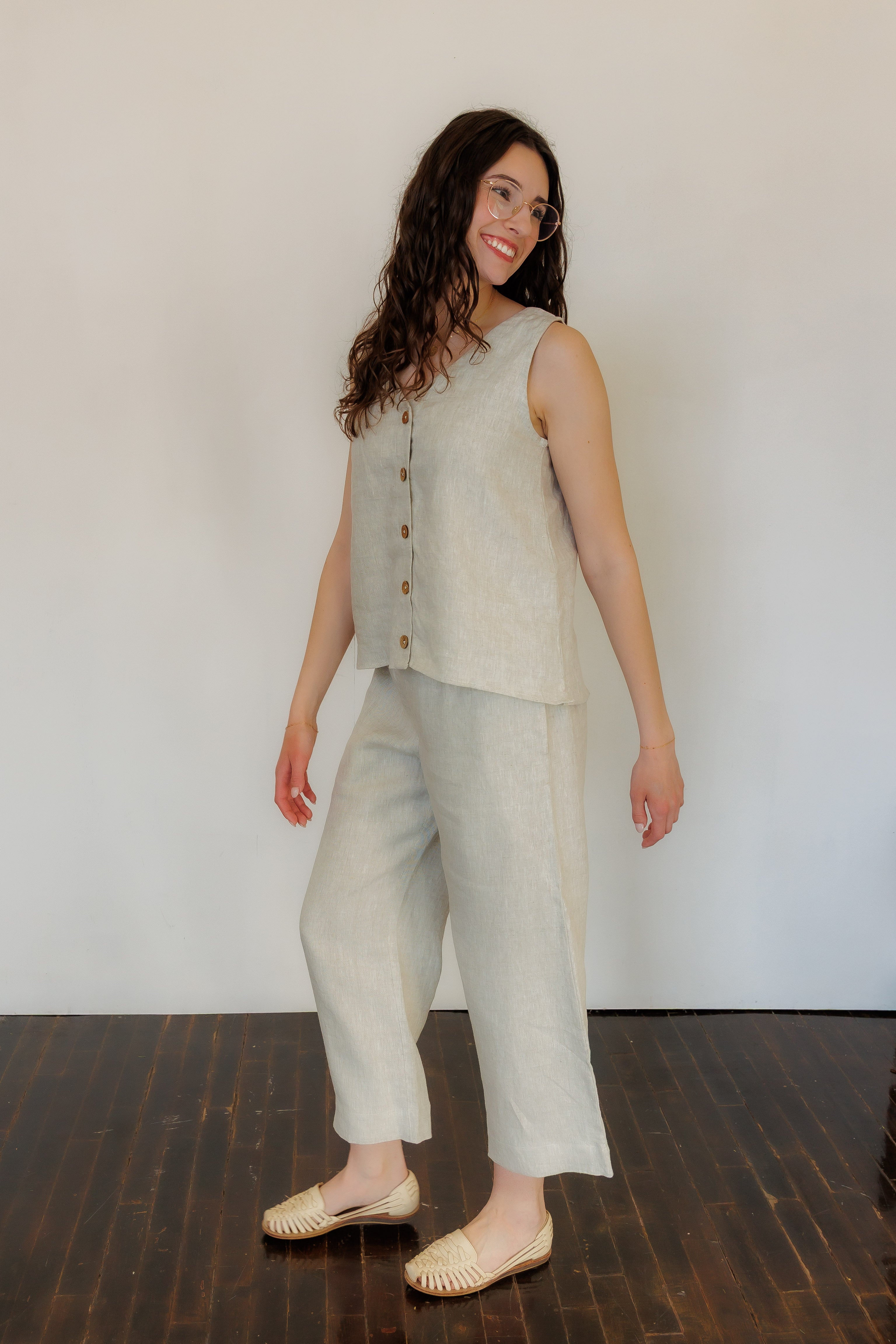 The Harmony Reversible Top in Natural Linen