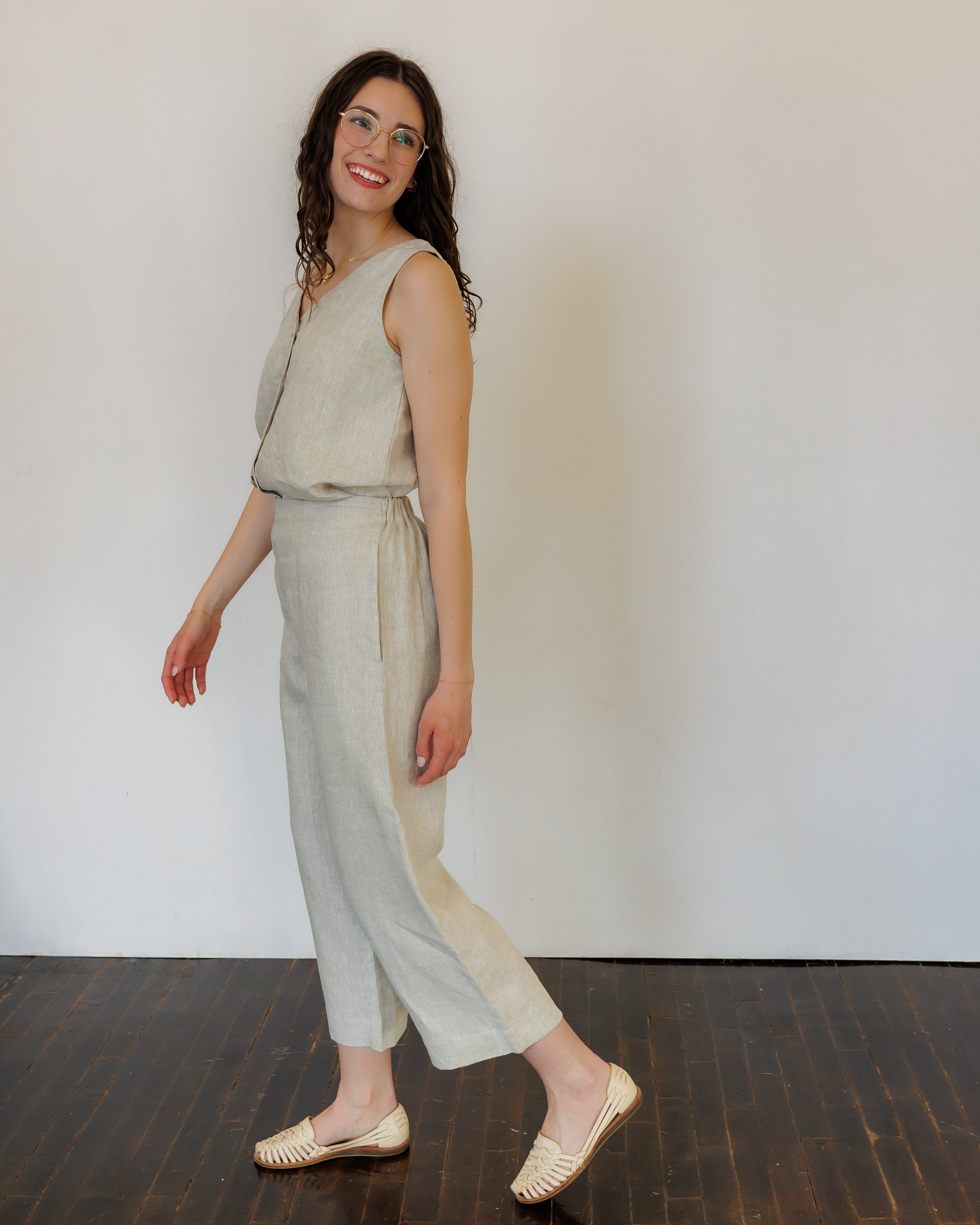 The Harmony Reversible Top in Natural Linen