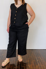 Load image into Gallery viewer, The Harmony Reversible Top in Black Linen
