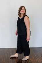 Load image into Gallery viewer, The Harmony Reversible Top in Black Linen
