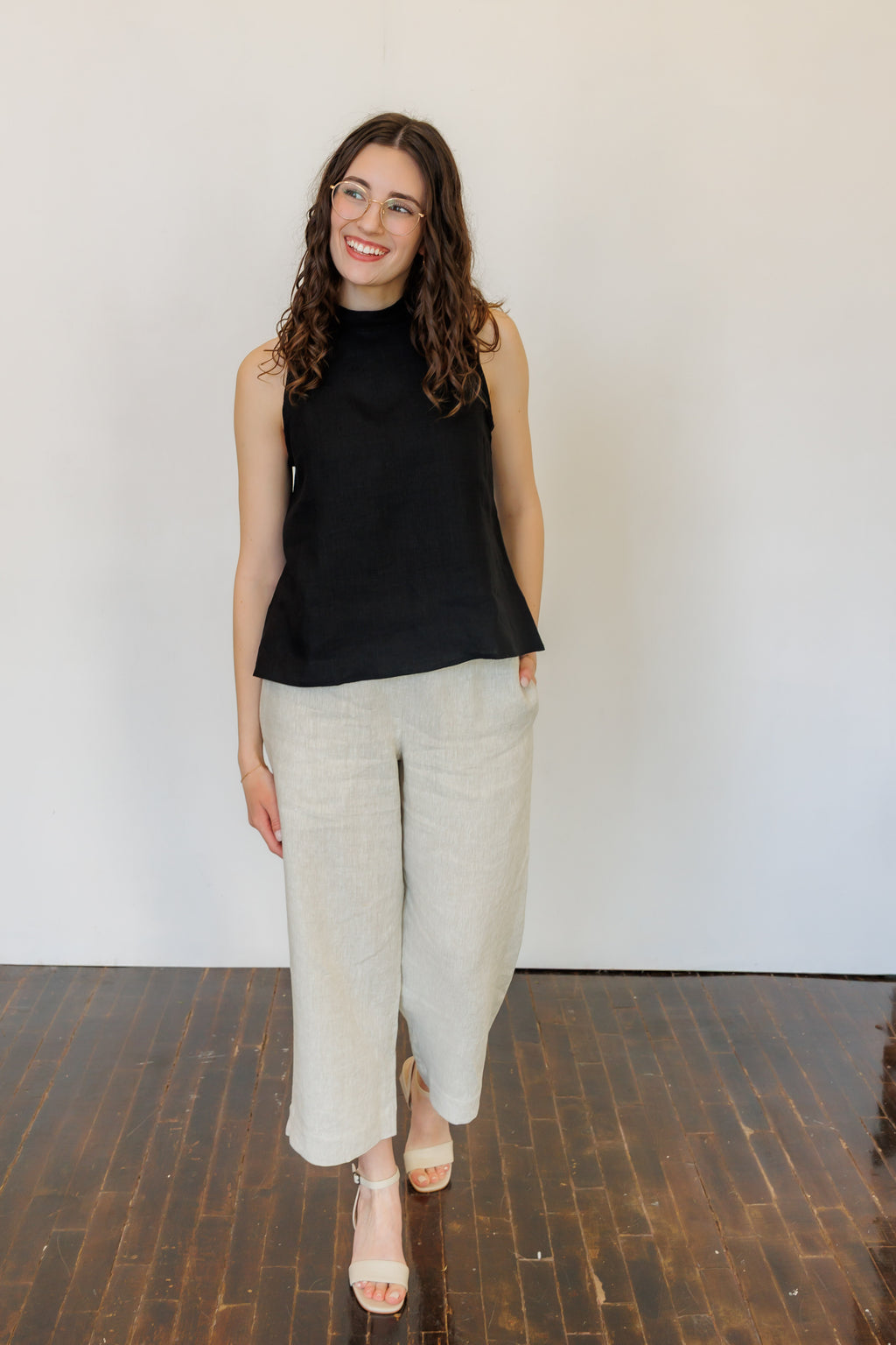 The Mira Top in Black Linen