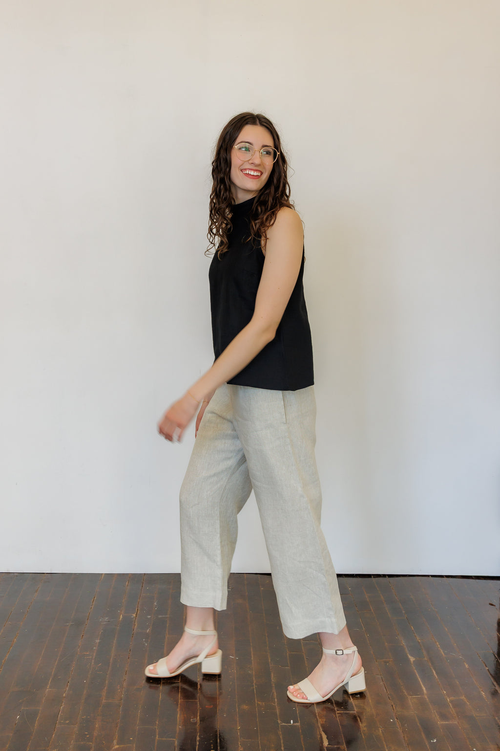 The Mira Top in Black Linen