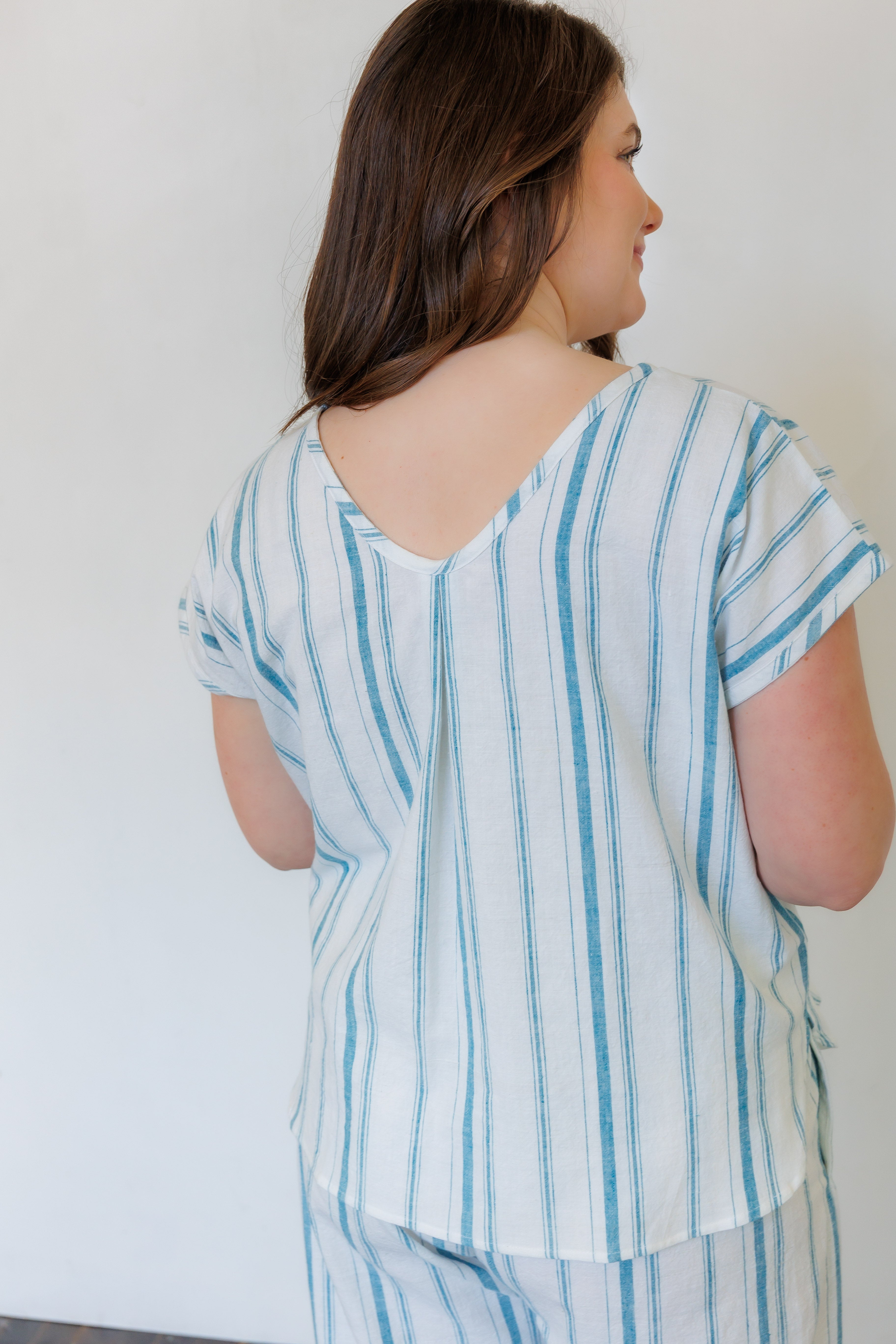 The Oasis Shirt in Aegean Stripe