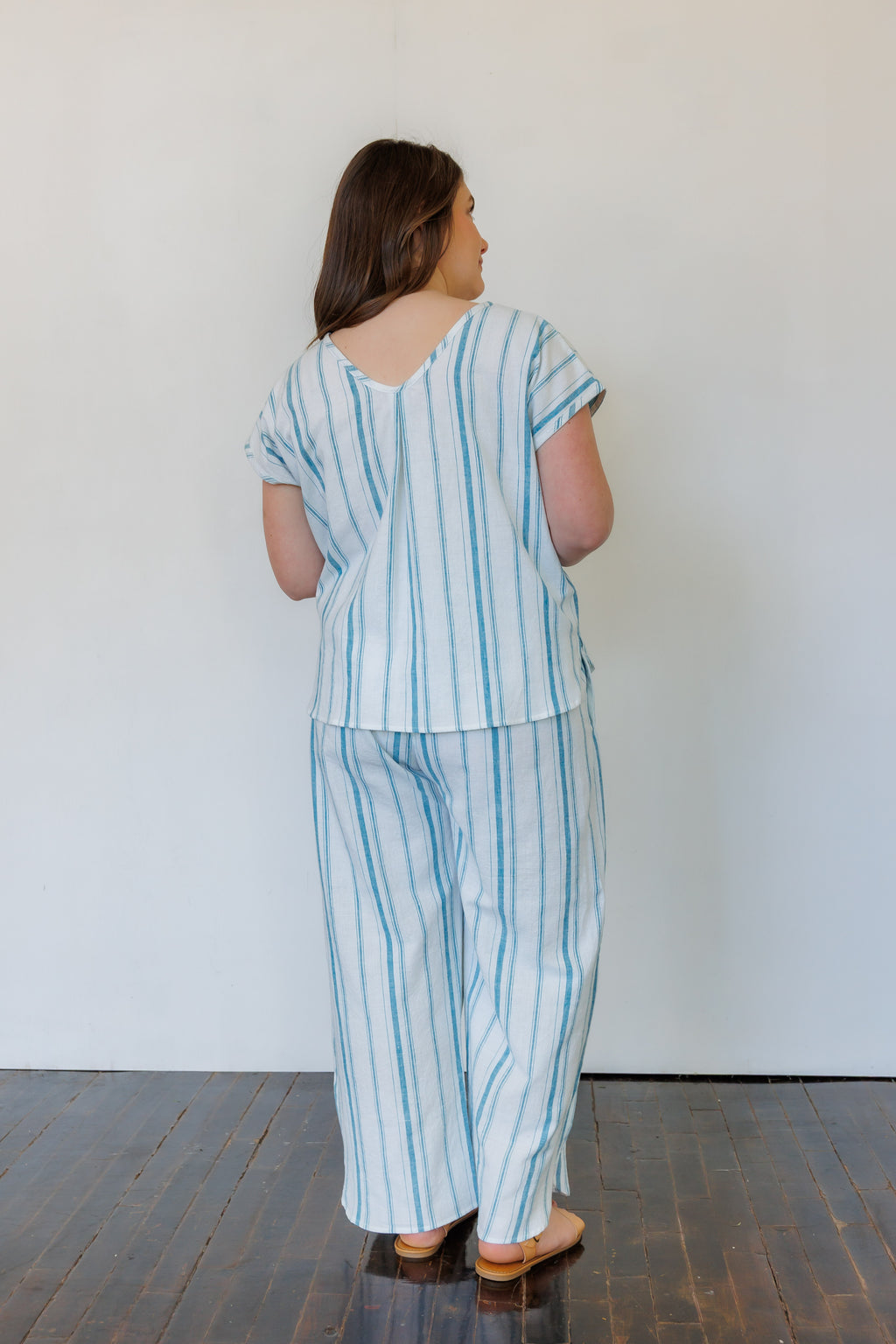 The Oasis Shirt in Aegean Stripe