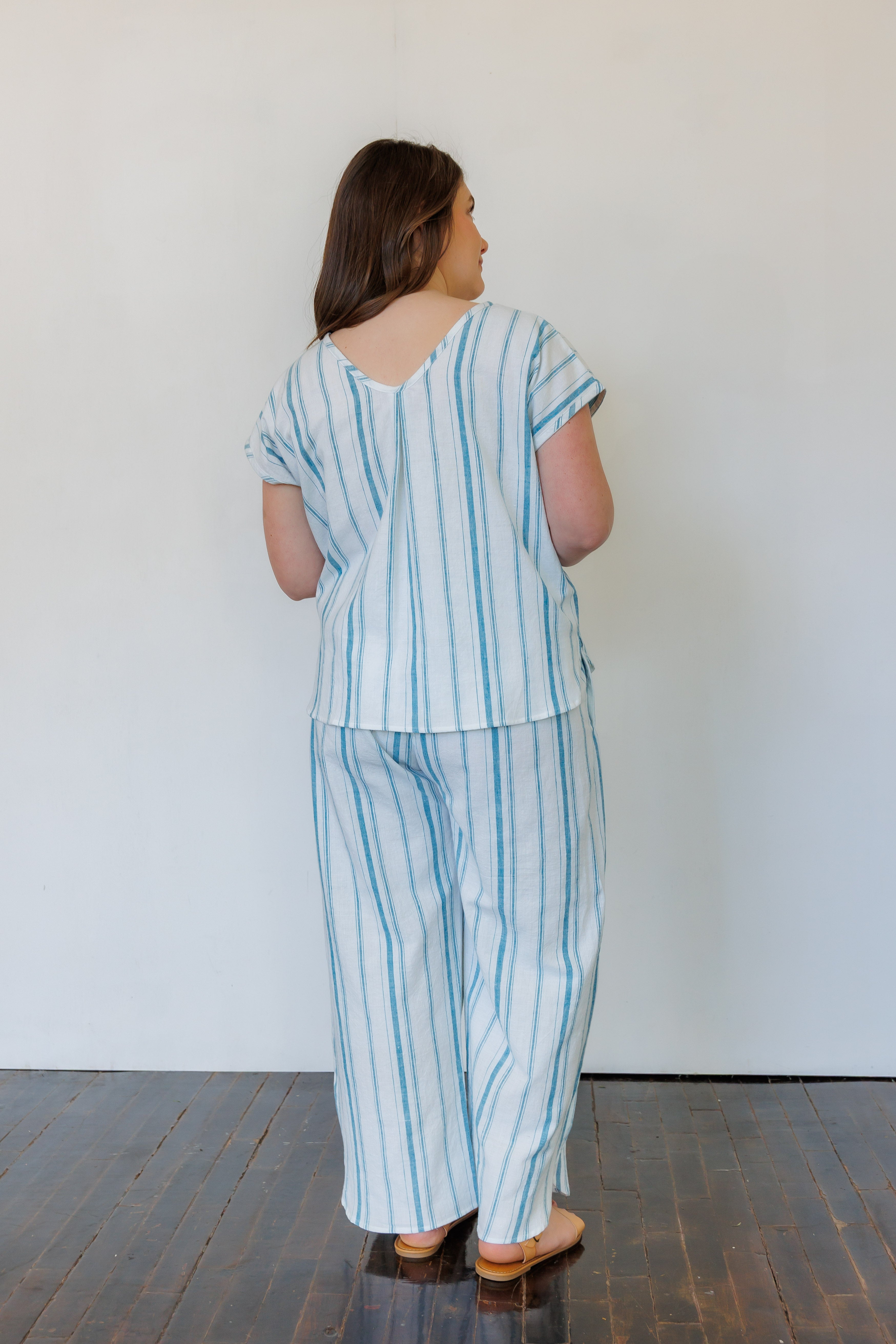 The Oasis Shirt in Aegean Stripe