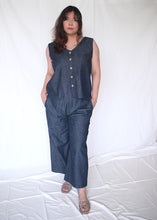 Load image into Gallery viewer, The Harmony Reversible Top in Natural Linen
