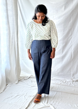 Load image into Gallery viewer, The Flora Top in Flora Blush

