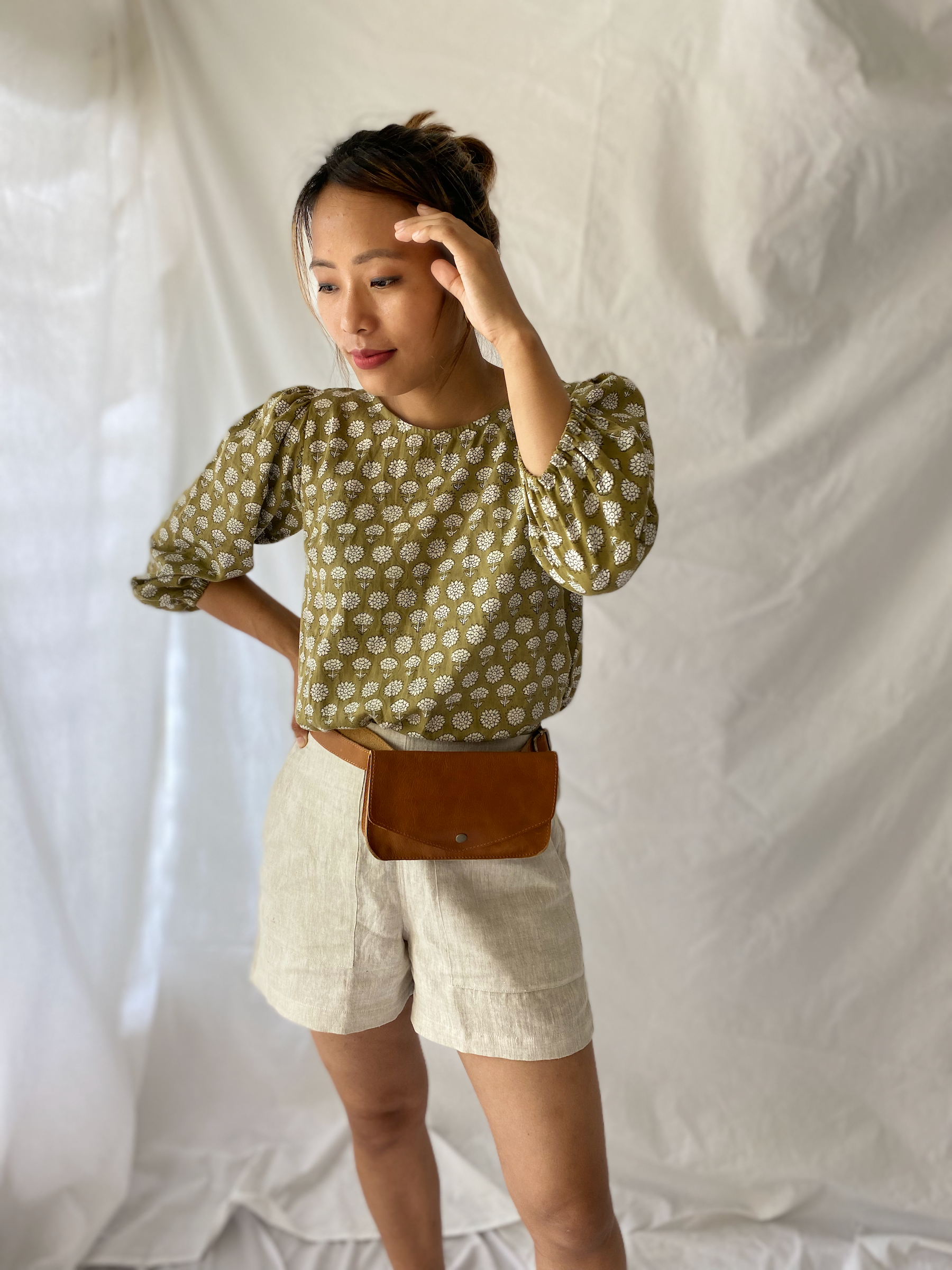 The Indi Shorts in Linen