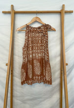 Load image into Gallery viewer, Brown &amp; White Paisley Tie-Neck Halter Top - XL
