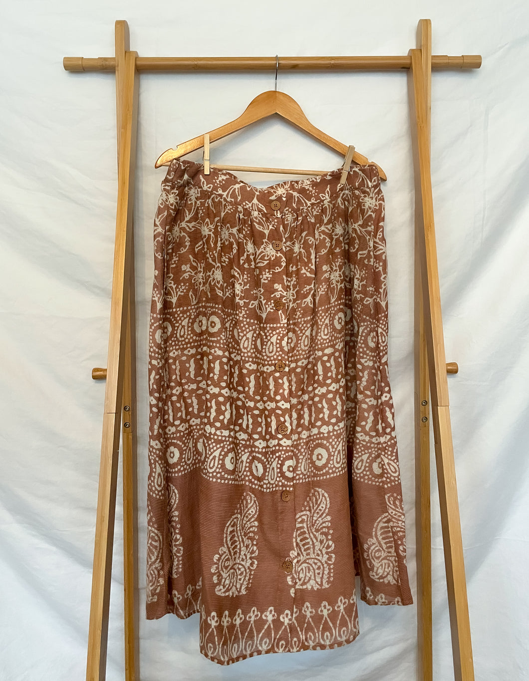 Brown & White Paisley Button Midi Skirt - XL