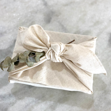 Load image into Gallery viewer, Gift Wrapping Cloth Set
