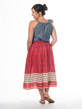 Load image into Gallery viewer, Funky Jazz Button Midi Skirt - L
