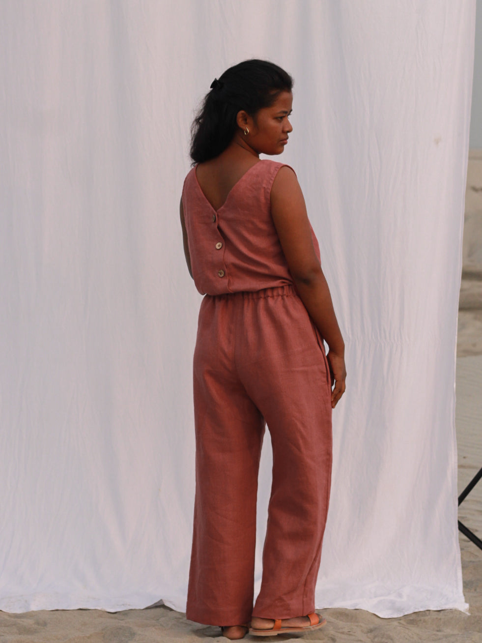 The Cropped Linen Trousers in Marsala