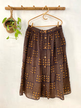 Load image into Gallery viewer, Yellow Stars Button Midi Skirt - XL
